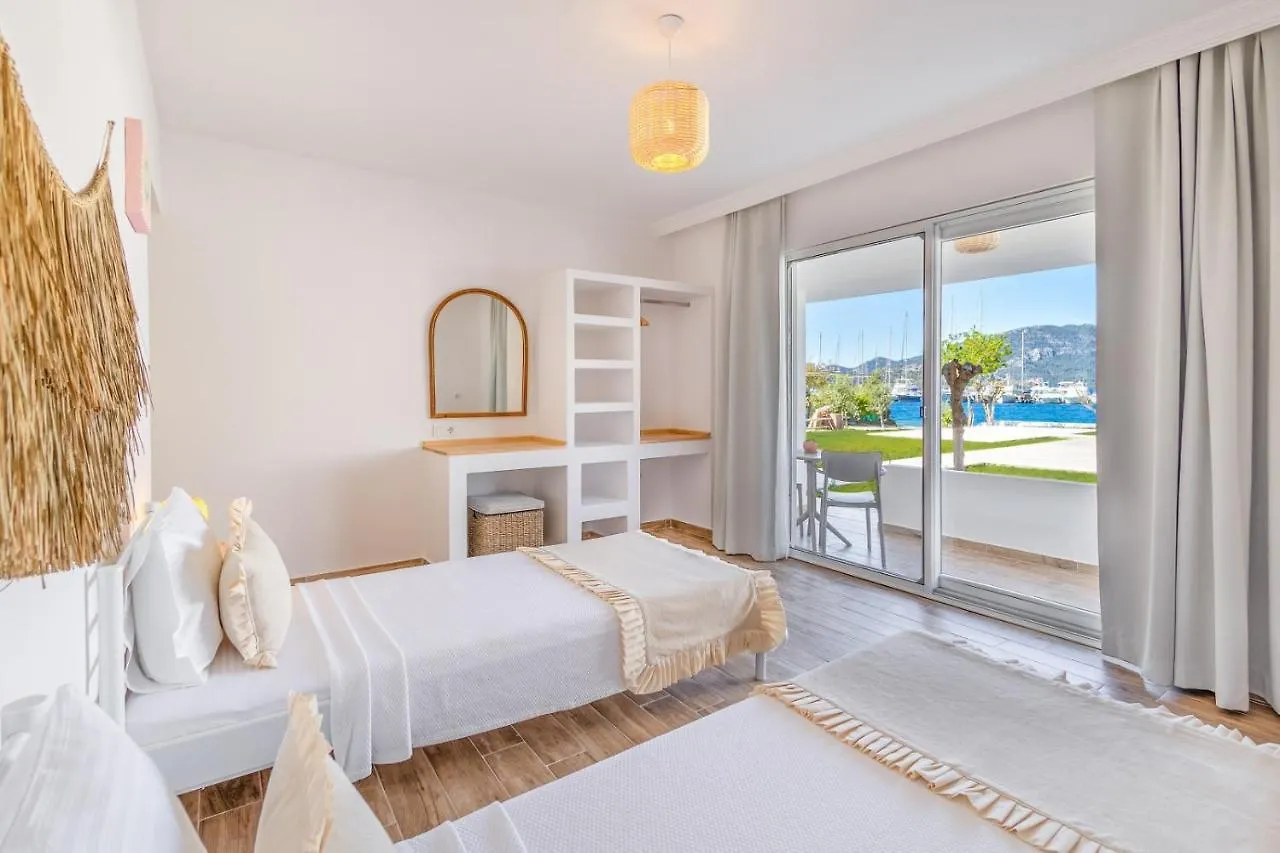 Base Selimiye Hotel Marmaris 0*,  Turquia