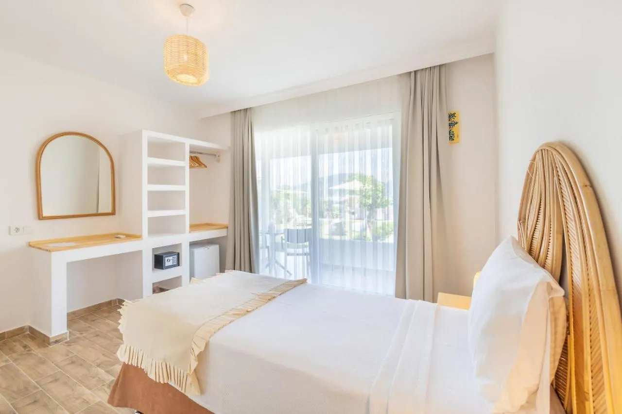 Base Selimiye Hotel Marmaris Turquia
